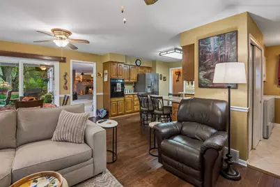 2228 Hanlon Road, Libertyville, IL 60048 - Photo 10