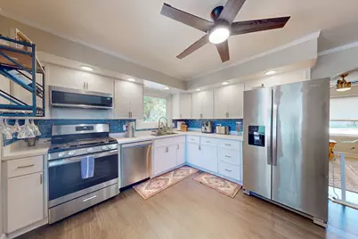 1324 Hamilton Avenue, Elmhurst, IL 60126 - Photo 6