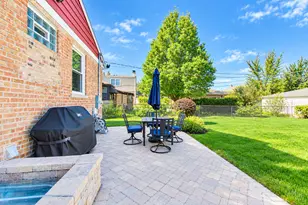 7510 W Jonquil Terrace, Niles, IL 60714 - Photo 32