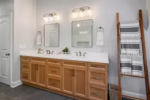 121 S Stough St, Hinsdale, IL 60521 - Photo 20