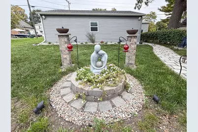 311 W Orleans Street, Paxton, IL 60957 - Photo 64