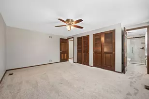 601 Menominee Ln, Naperville, IL 60563 - Photo 12