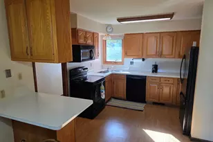 2207 16th Ave, Sterling, IL 61081 - Photo 6