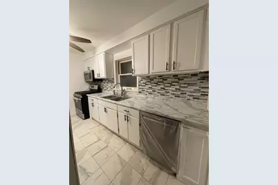 12748 S Lowe Avenue, Chicago, IL 60628 - Photo 8