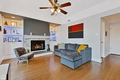 4448 N Malden Street #3, Chicago, IL 60640 - Photo 2