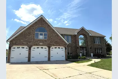 198 N Catalpa Street, Addison, IL 60101 - Photo 2