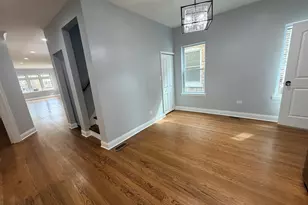 8118 S St Lawrence Ave, Chicago, IL 60619 - Photo 22