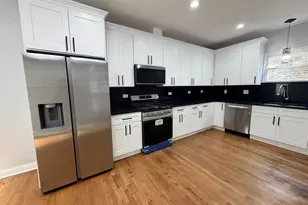 8118 S St Lawrence Ave, Chicago, IL 60619 - Photo 14