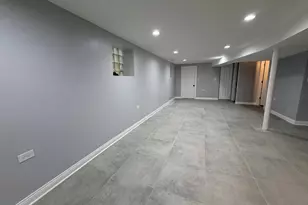 8118 S St Lawrence Ave, Chicago, IL 60619 - Photo 34