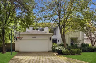 1670 Strath Erin Rd, Highland Park, IL 60035 - Photo 1