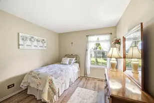 60 Winding Run Ln, Streamwood, IL 60107 - Photo 16