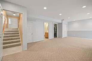 1392 Prairie View Pkwy, Cary, IL 60013 - Photo 20