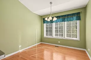 1392 Prairie View Pkwy, Cary, IL 60013 - Photo 8