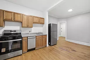 2336 W Addison St, Chicago, IL 60618 - Photo 12