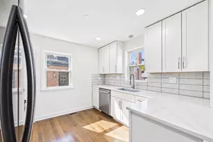8714 S Merrill Ave, Chicago, IL 60617 - Photo 14