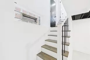8714 S Merrill Ave, Chicago, IL 60617 - Photo 26