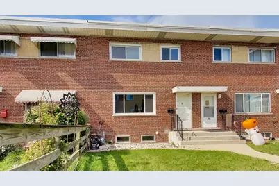 6 Judith Ann Drive, Mount Prospect, IL 60056 - Photo 2