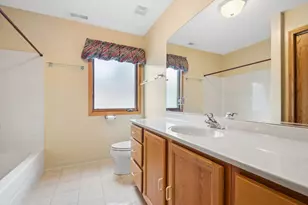 7349 W Ibsen St, Chicago, IL 60631 - Photo 32