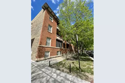 908 W Waveland Avenue #3, Chicago, IL 60613 - Photo 1