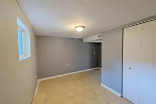 8825 S California Ave, Evergreen Park, IL 60805 - Photo 18