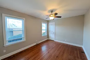 8825 S California Ave, Evergreen Park, IL 60805 - Photo 4