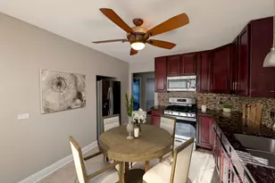 8825 S California Ave, Evergreen Park, IL 60805 - Photo 10