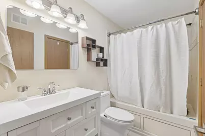 2489 Willoughby Lane, Aurora, IL 60502 - Photo 8
