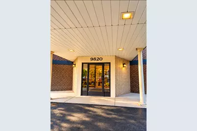 9820 S Pulaski Road #210, Oak Lawn, IL 60453 - Photo 4