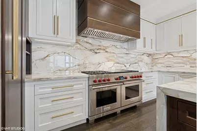 77 E Walton Street #24B, Chicago, IL 60611 - Photo 16