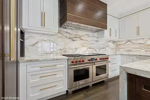 77 E Walton St, Chicago, IL 60611 - Photo 16