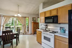 645 Winfield Dr, South Beloit, IL 61080 - Photo 22