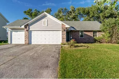 645 Winfield Drive, South Beloit, IL 61080 - Photo 2