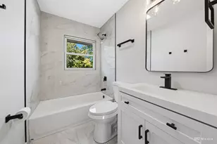 234 Gordon Ave, Romeoville, IL 60446 - Photo 18