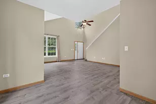 533 Mallard Ln, Sugar Grove, IL 60554 - Photo 8