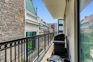 1919 S Michigan Ave, Chicago, IL 60616 - Photo 10