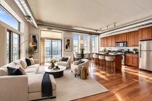 1919 S Michigan Ave, Chicago, IL 60616 - Photo 2