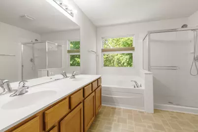 1420 Yellowstone Drive, Streamwood, IL 60107 - Photo 18