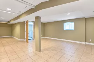 8612 Kimball Ave, Skokie, IL 60076 - Photo 16