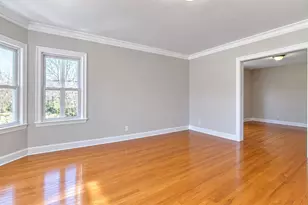 8612 Kimball Ave, Skokie, IL 60076 - Photo 4