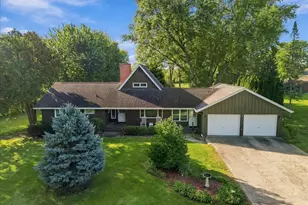 1401 E 28th St, Sterling, IL 61081 - Photo 6