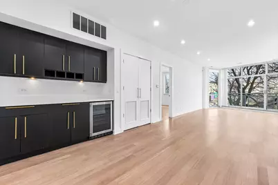 914 W Hubbard Street #105, Chicago, IL 60622 - Photo 2
