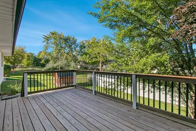 9248 S 89th Avenue, Hickory Hills, IL 60457 - Photo 36