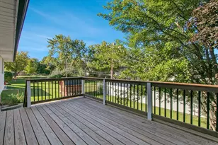 9248 S 89th Ave, Hickory Hills, IL 60457 - Photo 36
