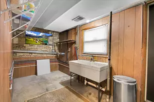 9248 S 89th Ave, Hickory Hills, IL 60457 - Photo 28