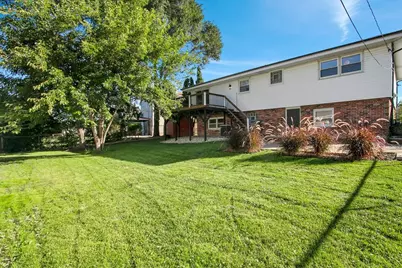 9248 S 89th Avenue, Hickory Hills, IL 60457 - Photo 32