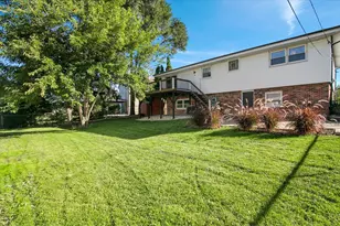 9248 S 89th Ave, Hickory Hills, IL 60457 - Photo 32