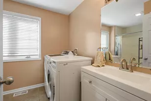 5828 W 90th St, Oak Lawn, IL 60453 - Photo 24