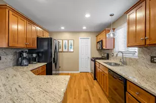 5828 W 90th St, Oak Lawn, IL 60453 - Photo 10
