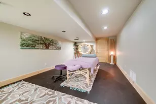 409 N State St, Franklin Grove, IL 61031 - Photo 90