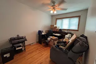 5920 S Meade Ave, Chicago, IL 60638 - Photo 10